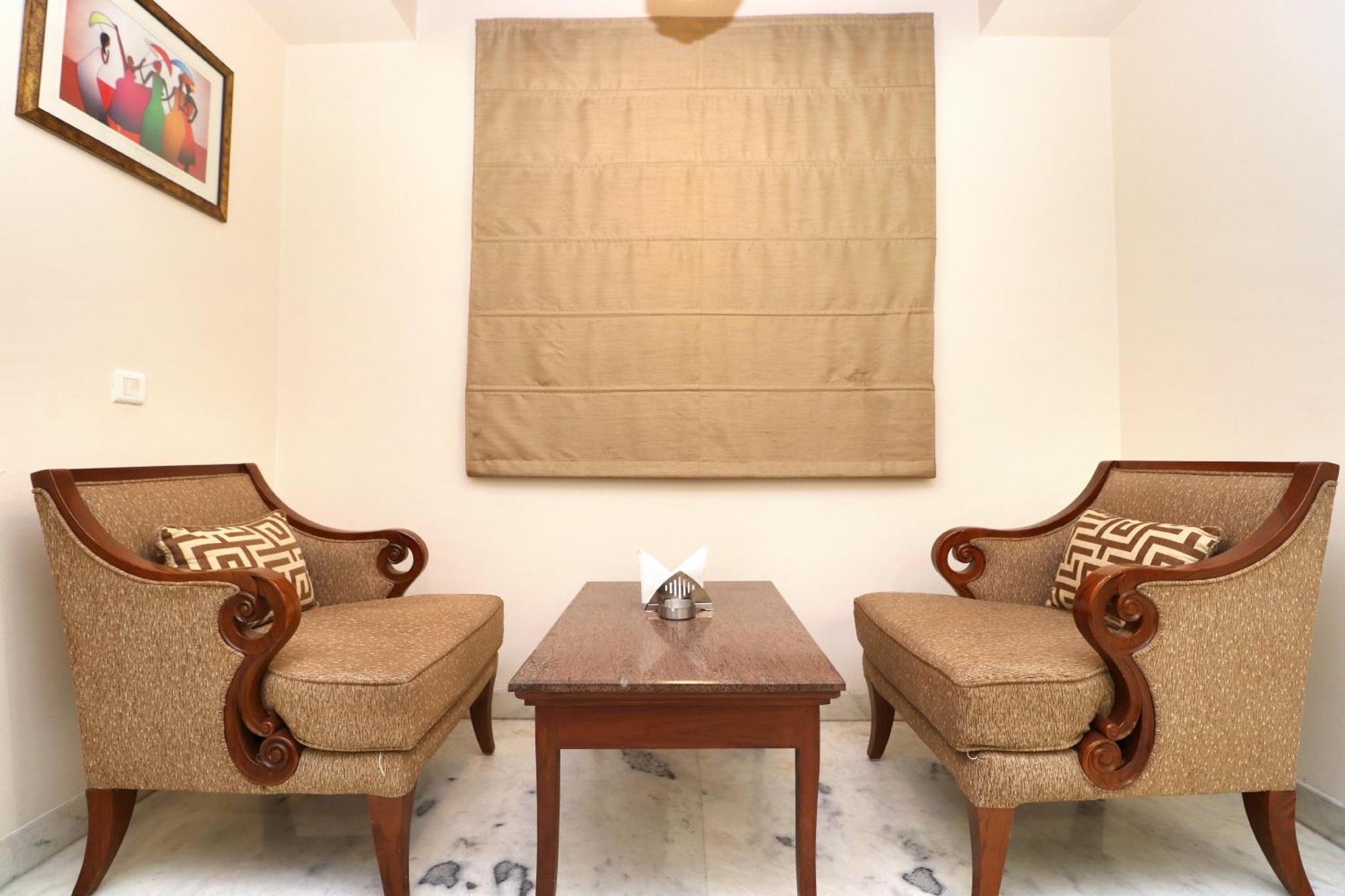 Hotel Leela Grande Karnāl Zewnętrze zdjęcie